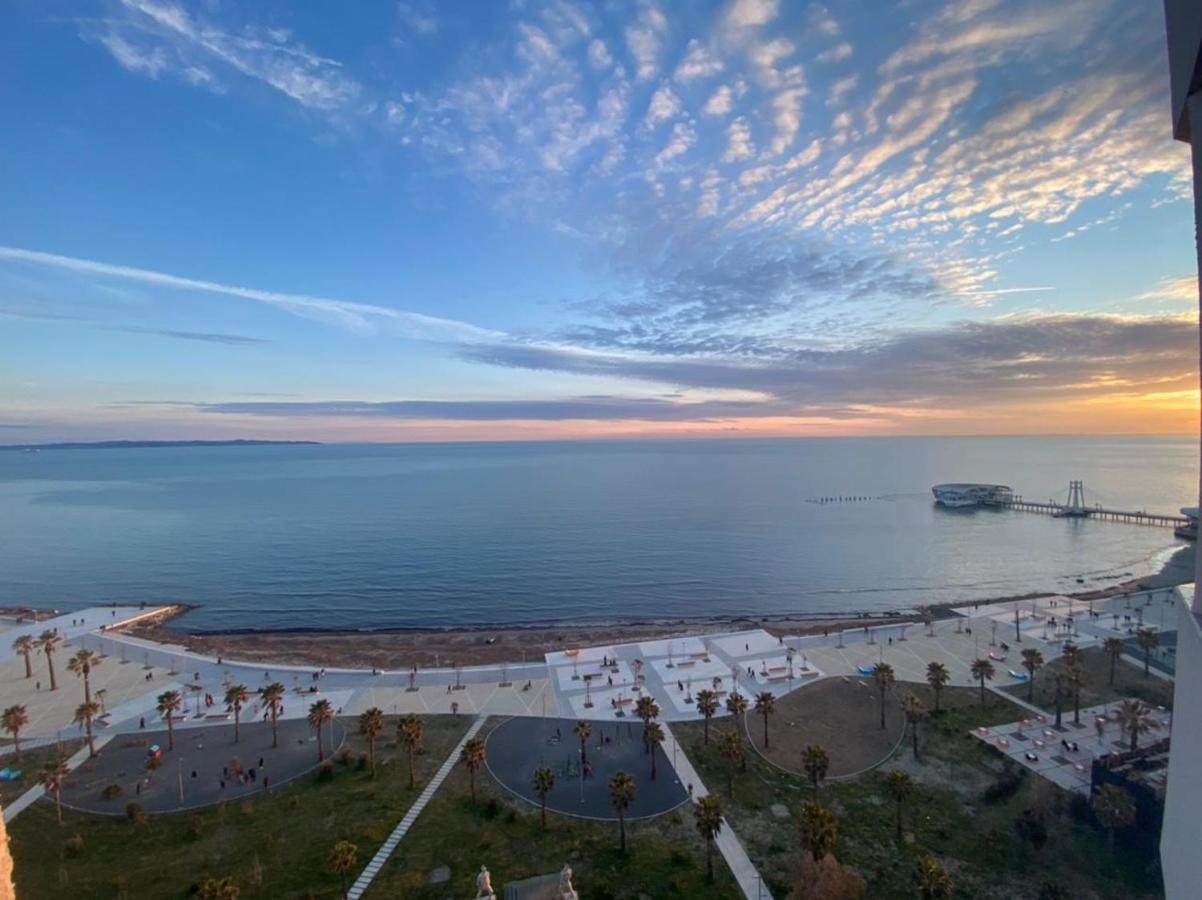 Sky & Sea View Luxury Apartments Дуррес Экстерьер фото