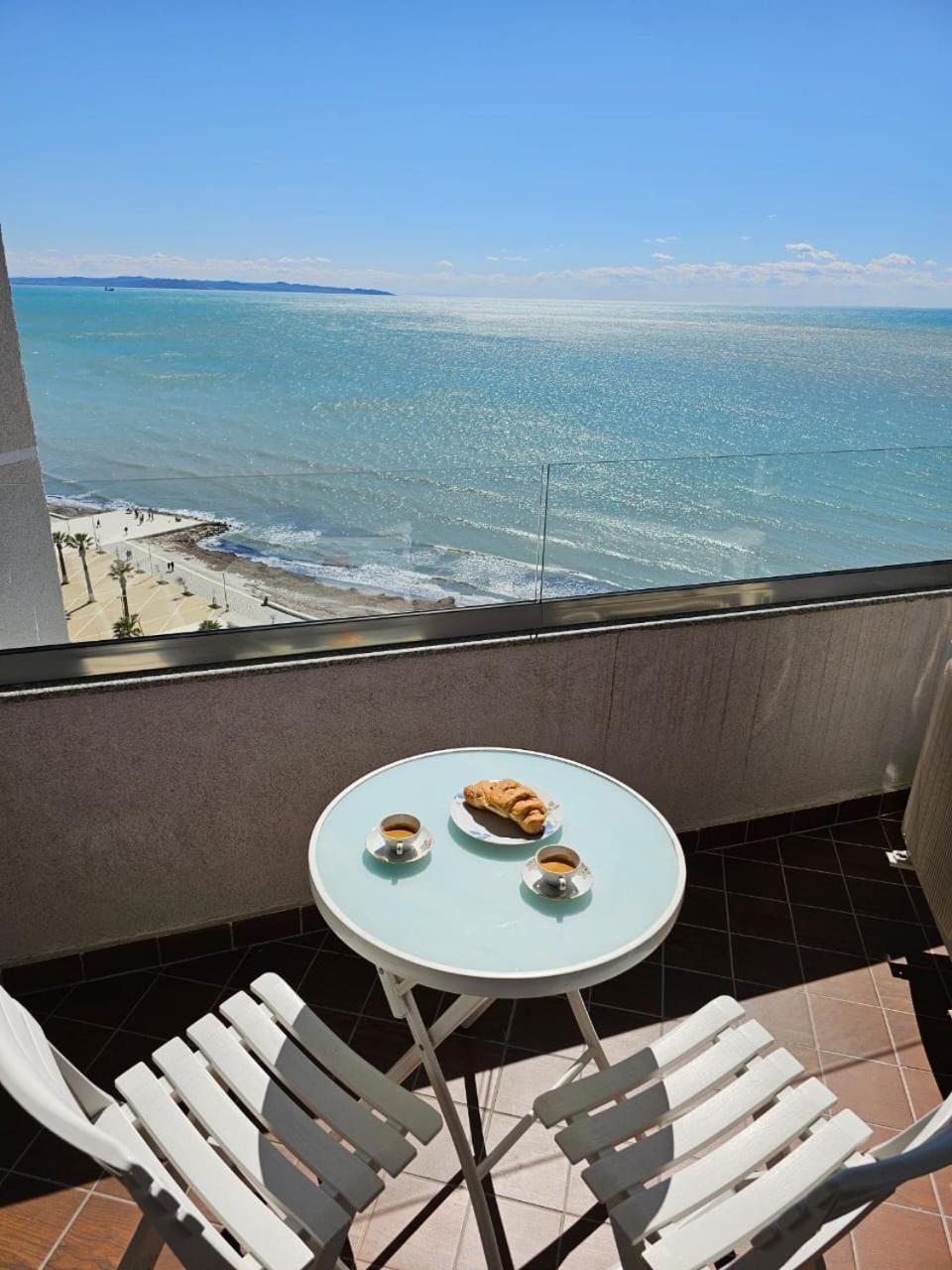 Sky & Sea View Luxury Apartments Дуррес Экстерьер фото