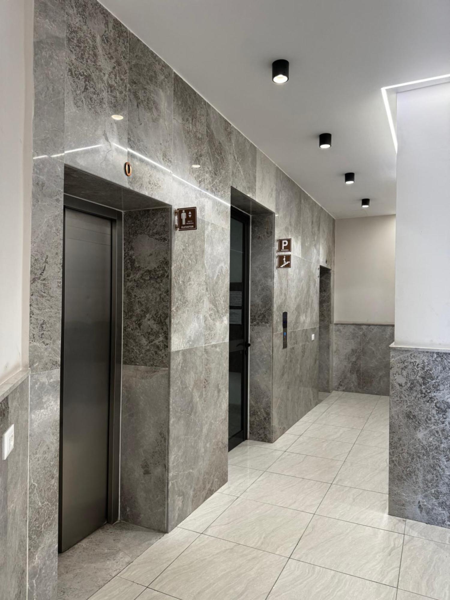 Sky & Sea View Luxury Apartments Дуррес Экстерьер фото