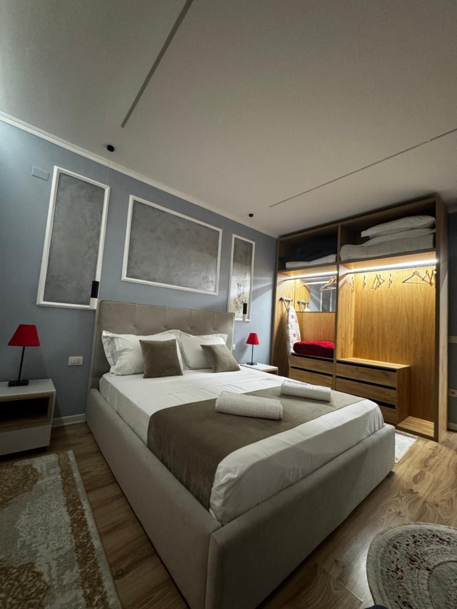 Sky & Sea View Luxury Apartments Дуррес Экстерьер фото