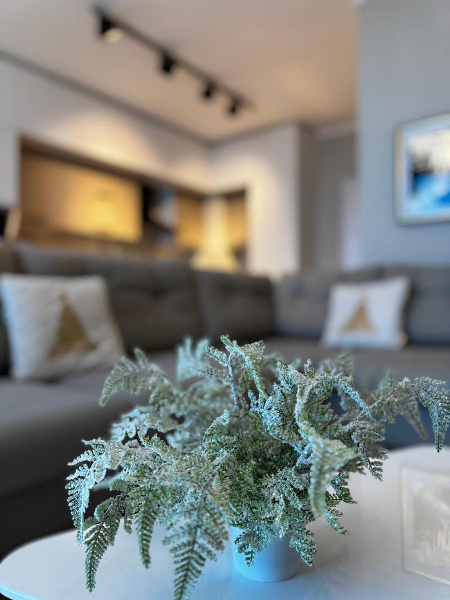 Sky & Sea View Luxury Apartments Дуррес Экстерьер фото