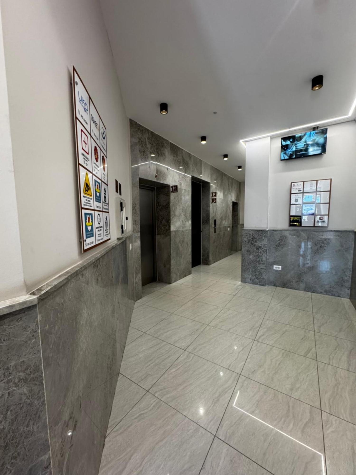 Sky & Sea View Luxury Apartments Дуррес Экстерьер фото